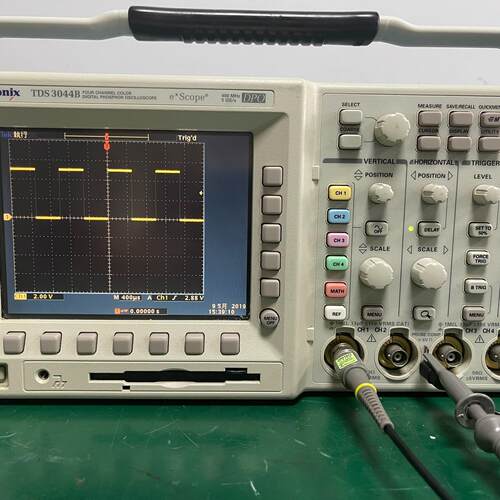 TDS3044B 泰克数字示波器 400M 四通道 配测试探头议价维修