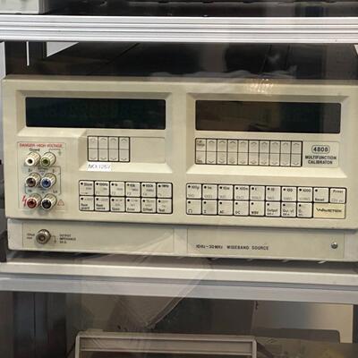 4808 多功能校准源 8位半 Wavetek 实验室校准器材议价维修