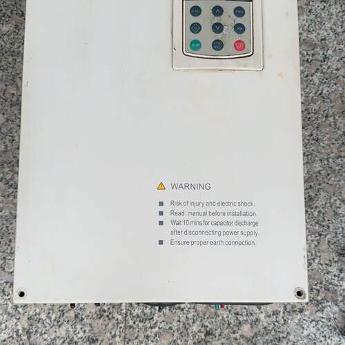 DEX201HBA300GA-H3 变频器 30kw 0-3000hz 调速控制器议价维修