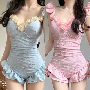 2026新款 奶乎乎baby蓝连体荷叶边保守纯欲遮肉显瘦聚拢度假泳衣女