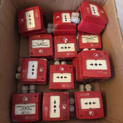 泰科 CP830M火警按钮  WCP6B-RC13SG-T2