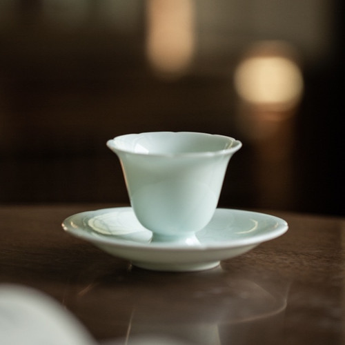 湖田窑青白瓷手作高足玉兰花口杯