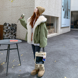 爆真狐狸毛大领子牛角扣25冬90鸭绒羽绒短款ZB237-2566-p435-k668，女装羽绒服，浙宝237