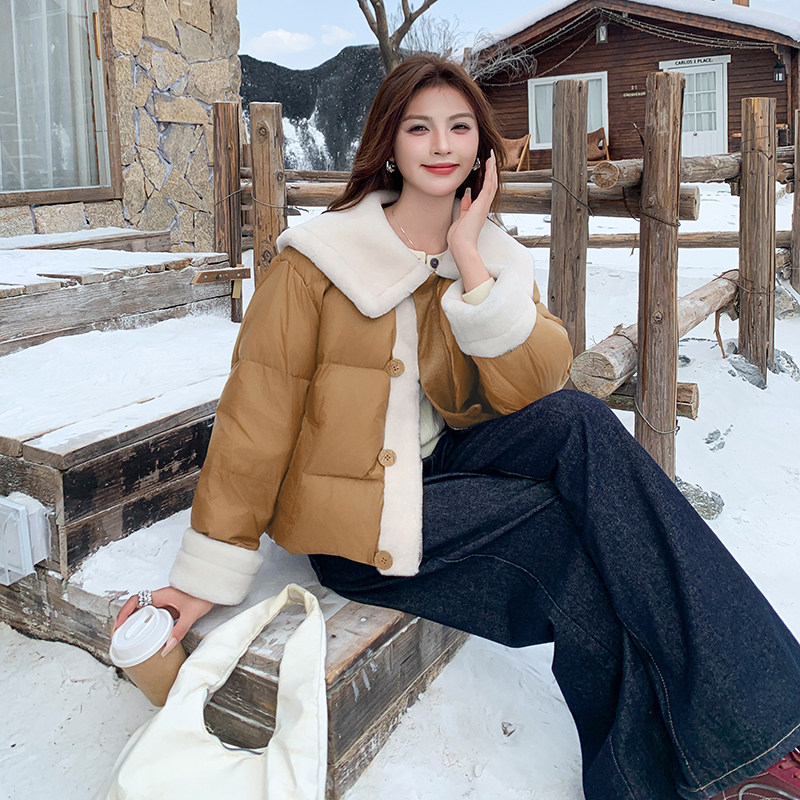 红色拼兔毛现货25冬50鸭绒羽绒短款ZB237-6683-p240-k358，女装羽绒服，浙宝237