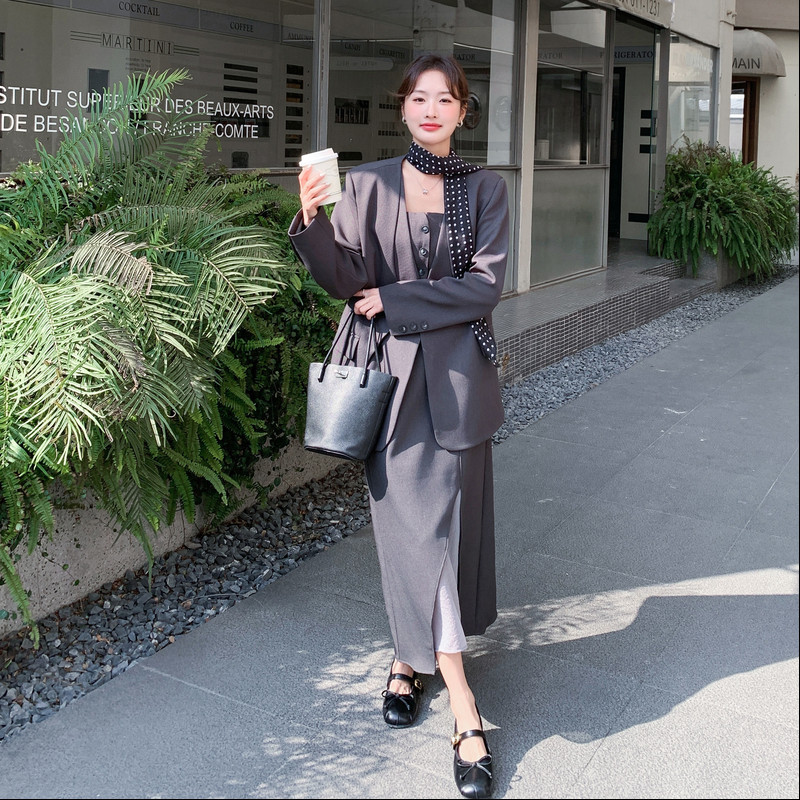 已出2026气质轻熟搭配飘带西服背心四件套ZB237-2609-P255-K408,女装套装/套裙,浙宝237