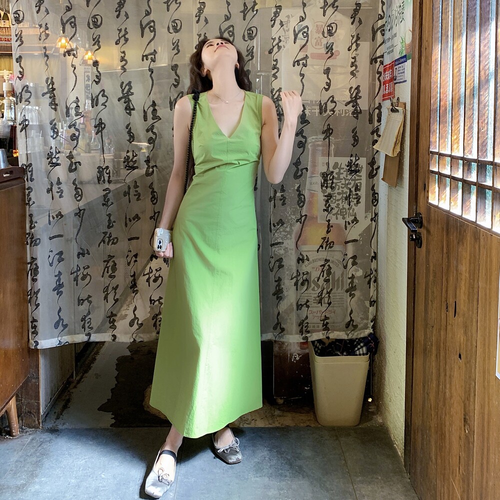 现货已出2026韩系漏后背连衣裙RF2C518-6850-p130-k218，女装套装/套裙，浙宝237