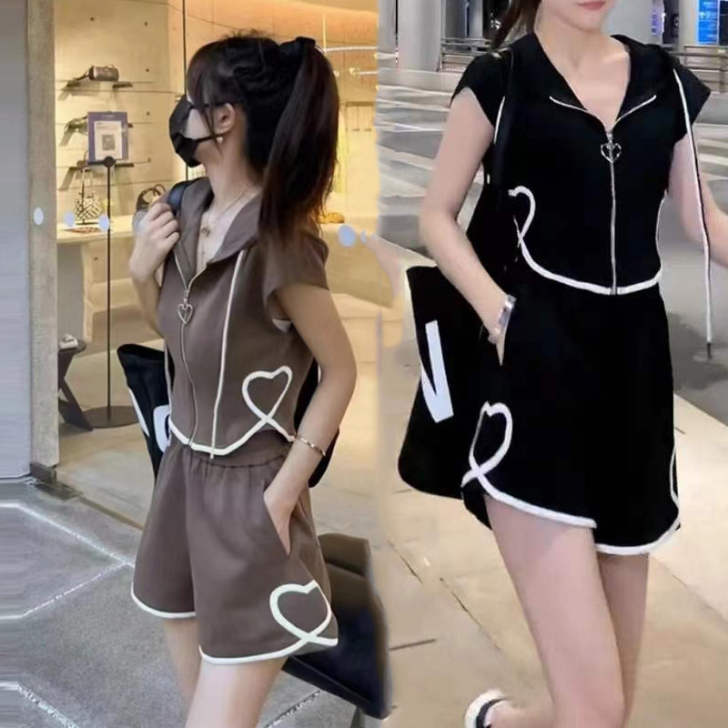 夏季休闲运动女士棉套装女爱心拉链高腰无袖小个子显高短裤两件套
