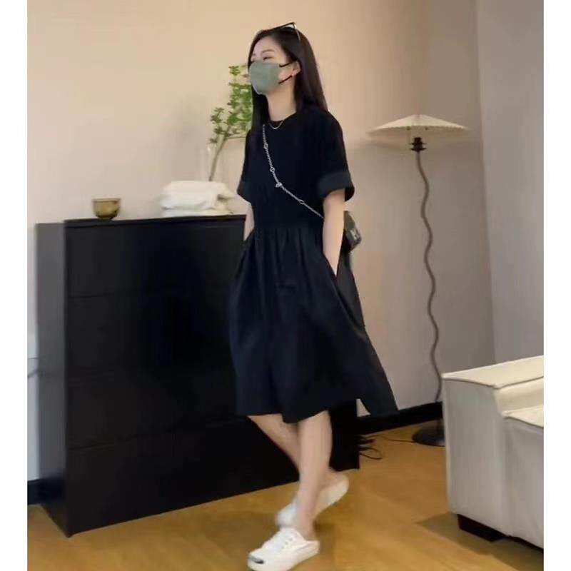 欧洲站2024夏新款港味复古chic小黑裙小个子宽松显瘦黑色连衣裙女