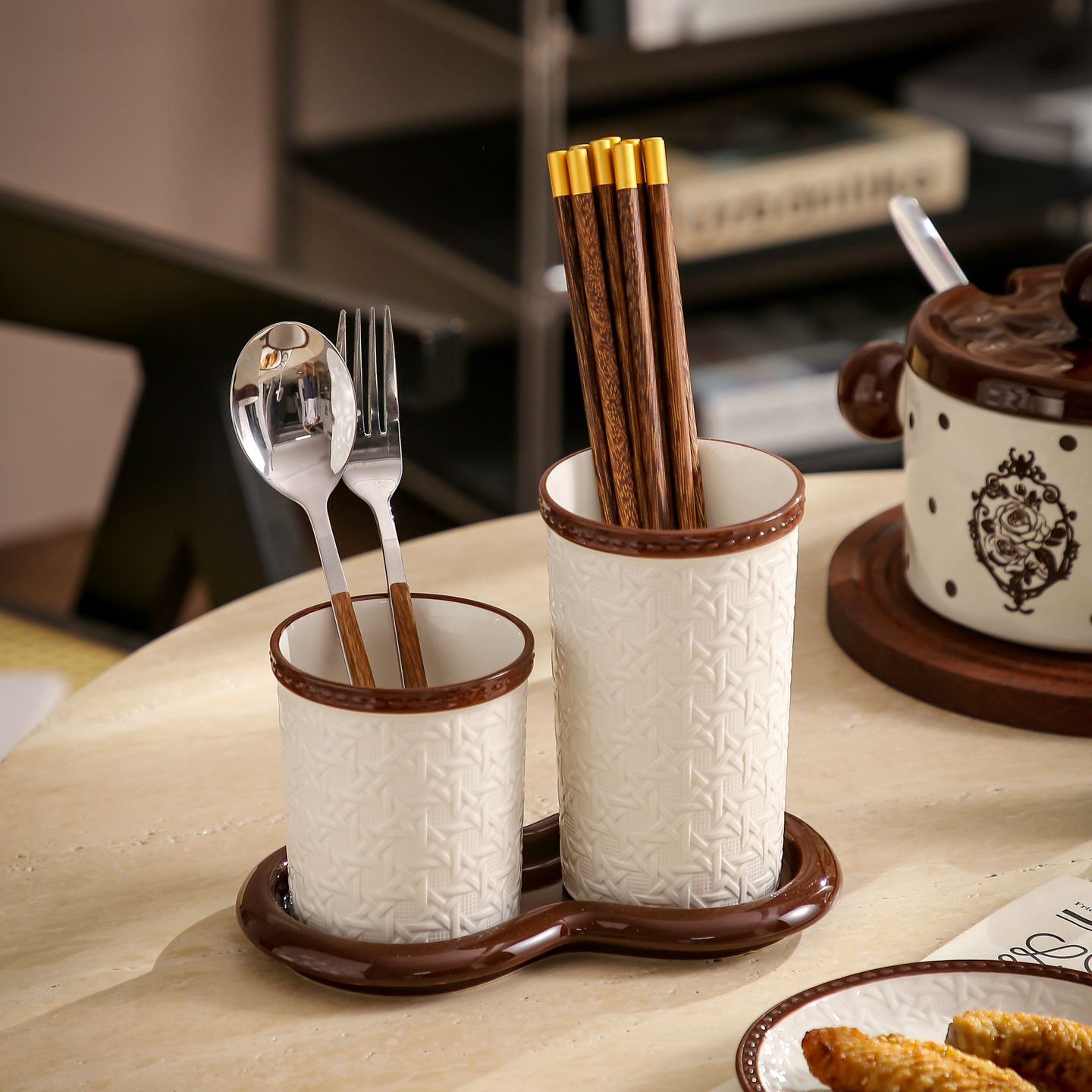 中古风陶瓷筷子筒可沥水家用勺筷餐具置物架高档厨房分类收纳笼