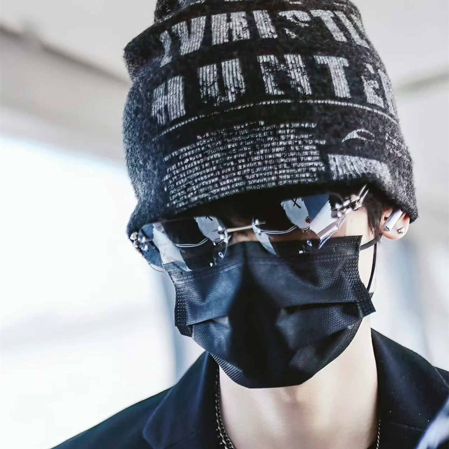 jennie同款水银色金属无框太阳镜