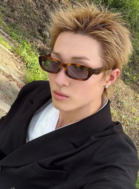 马丁同款玳瑁窄框男女太阳镜