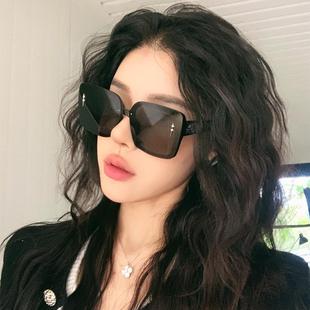 欧美风复古方形墨镜女款 2025年新款 显脸小防紫外线太阳眼镜高级感