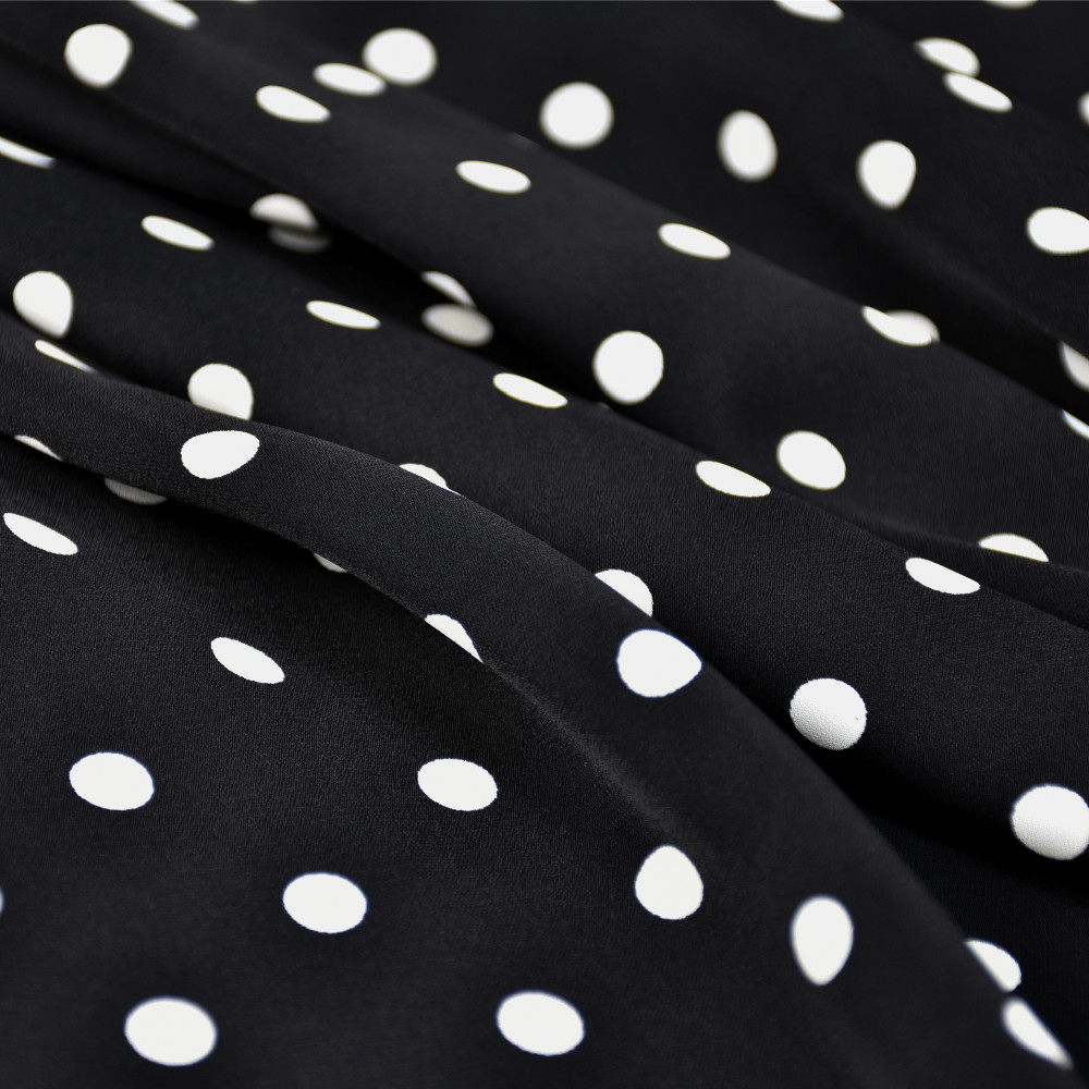 春夏经典·黑底白点维多利亚印花布料软垂波点衬衫裙子服装面料