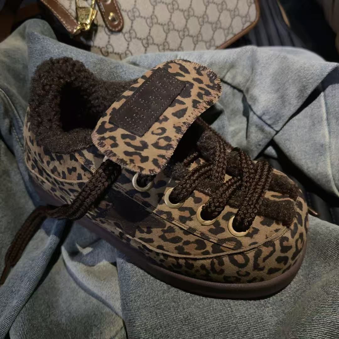 2025冬季新款加绒加厚保暖棉鞋女厚底增高休闲运动板鞋百搭面包鞋