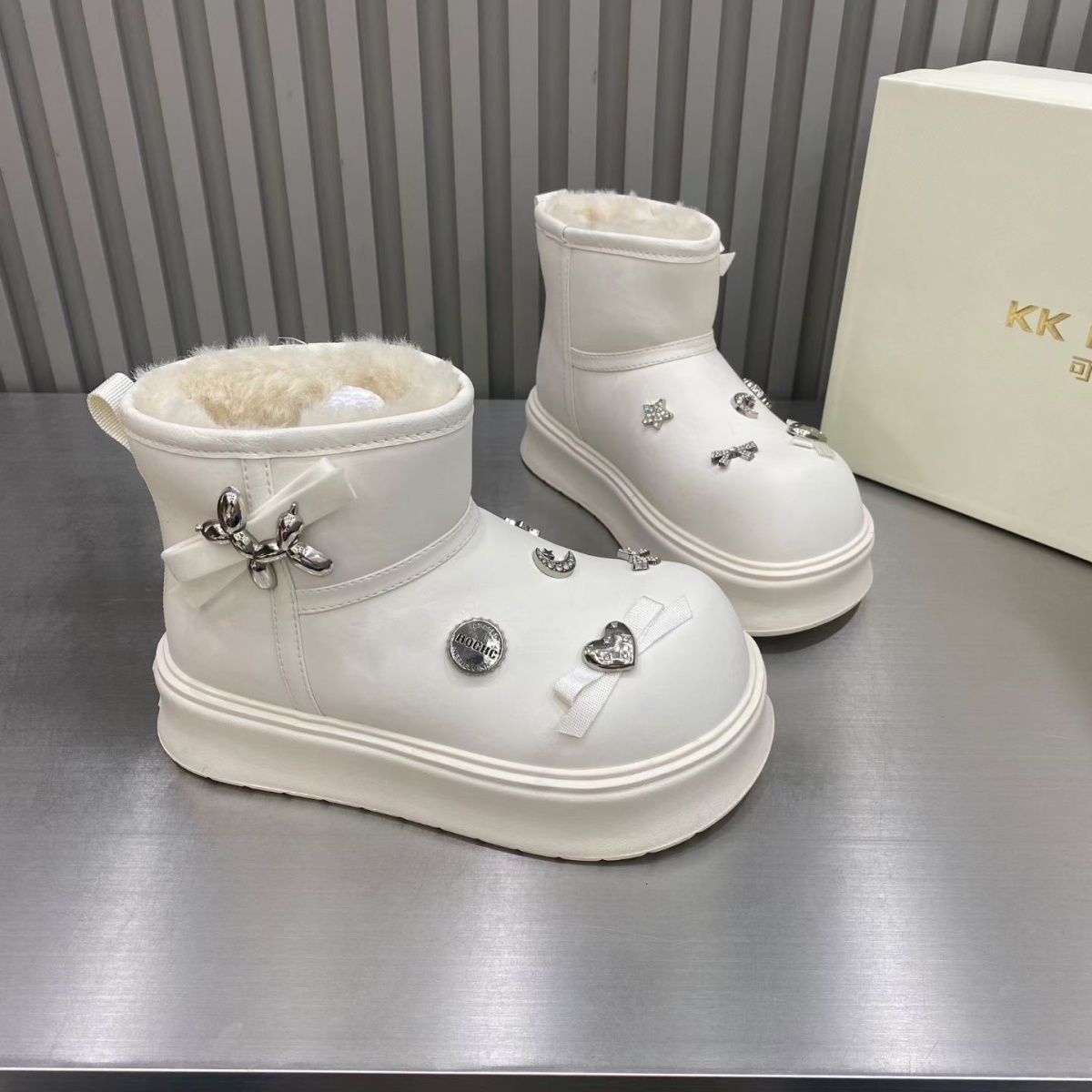 厚底马丁靴女2025新款冬季加绒保暖棉鞋真皮真毛短筒雪地靴