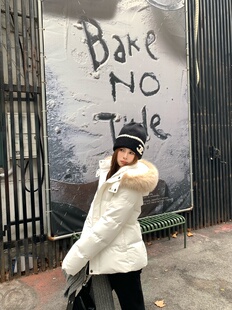 宅宅athome//初雪巴黎 收腰显瘦羽绒服连帽毛领白色短款90绒外套