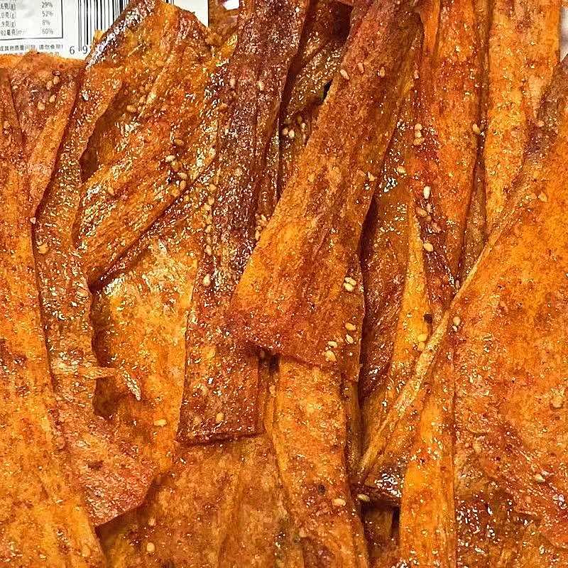 萍乡豆皮辣条辣条爆款辣条解馋零食追剧辣片童年正宗江西萍乡辣片