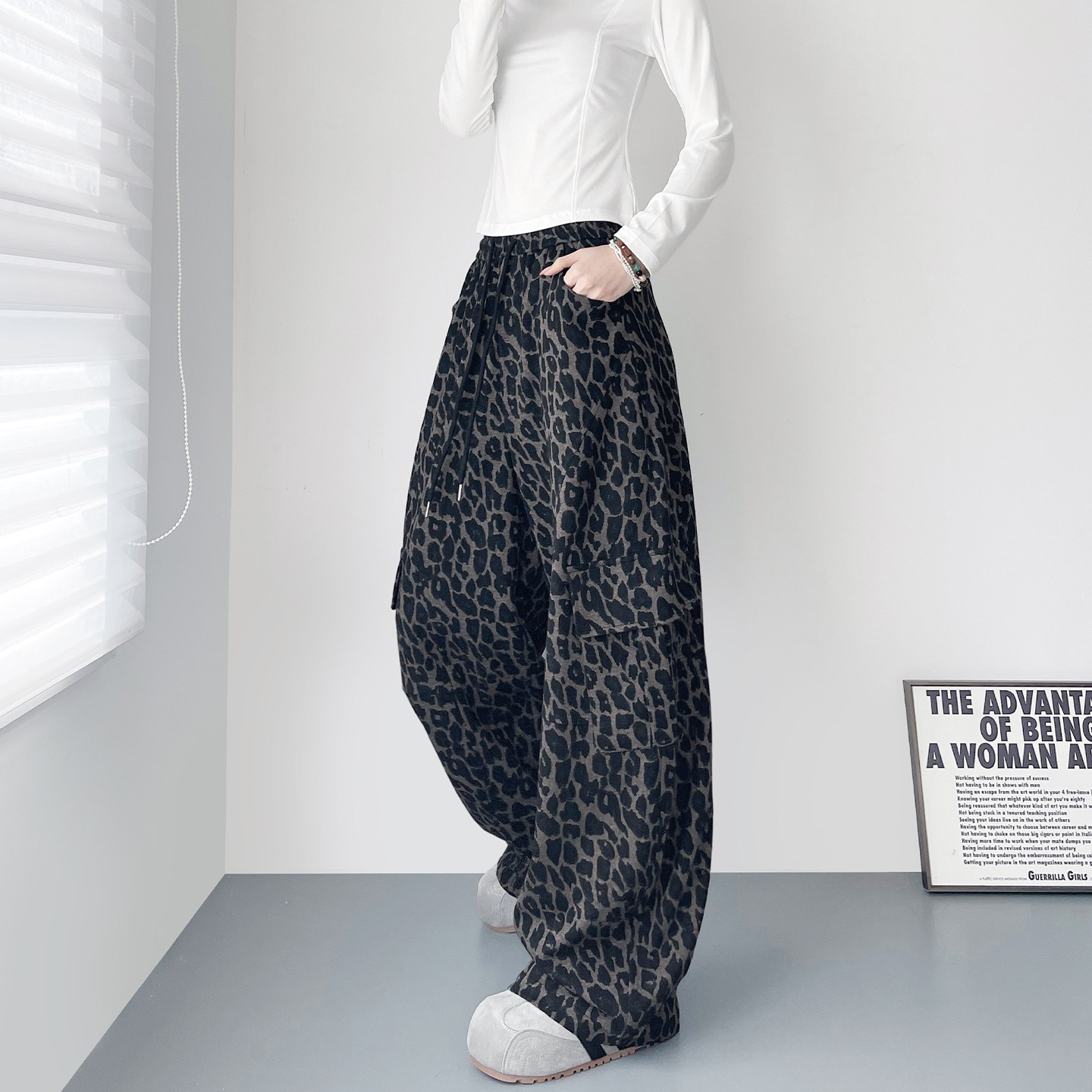 豹纹长裤女2026冬季大码胖mm显瘦遮肉高腰阔腿工装卫裤运动舞蹈裤