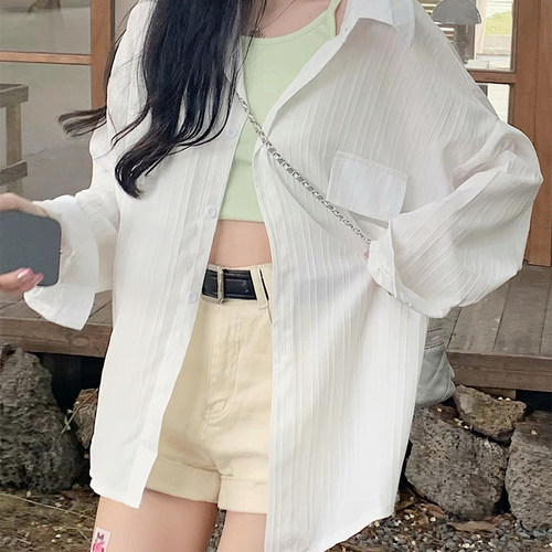 蜜略大码白色竖纹防晒衣女