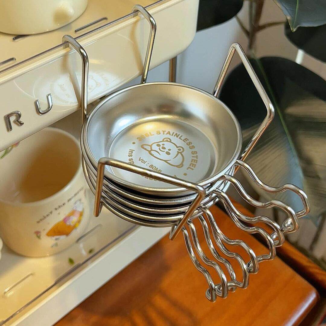 可爱小熊蘸料碟筷架两用不锈钢餐具火锅酱料碟带柄水饺家用调味碟