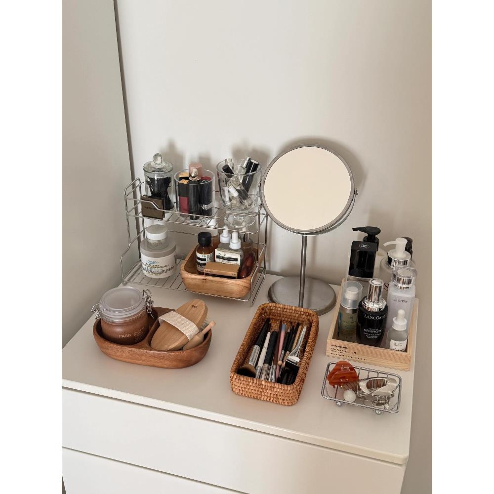 长期主义丨藤编化妆刷收纳化妆桌面化妆品梳妆台眉笔口红收纳盒筐