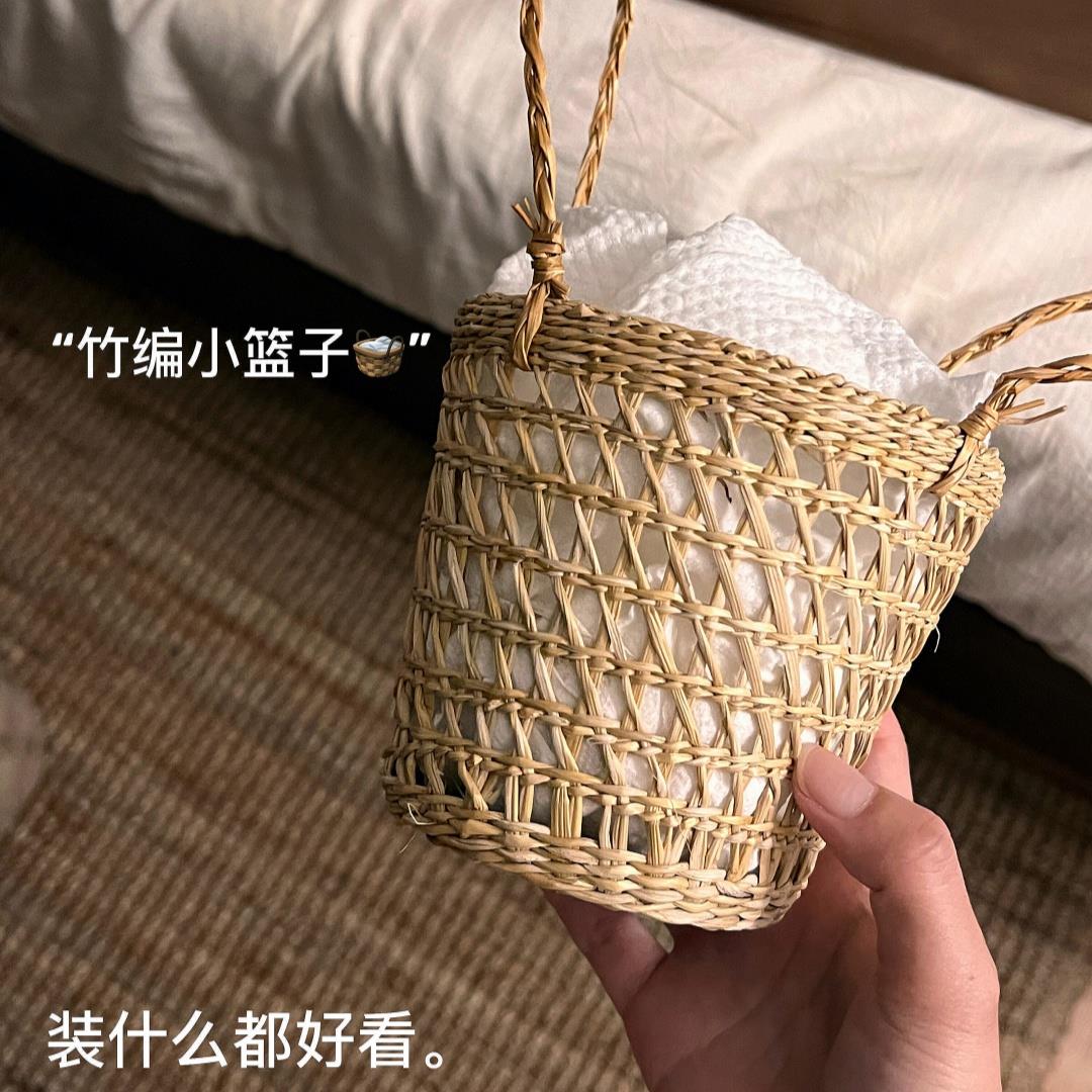日式藤编小篮子手工编织伴手礼花篮化妆室发圈首饰收纳筐拍照道具