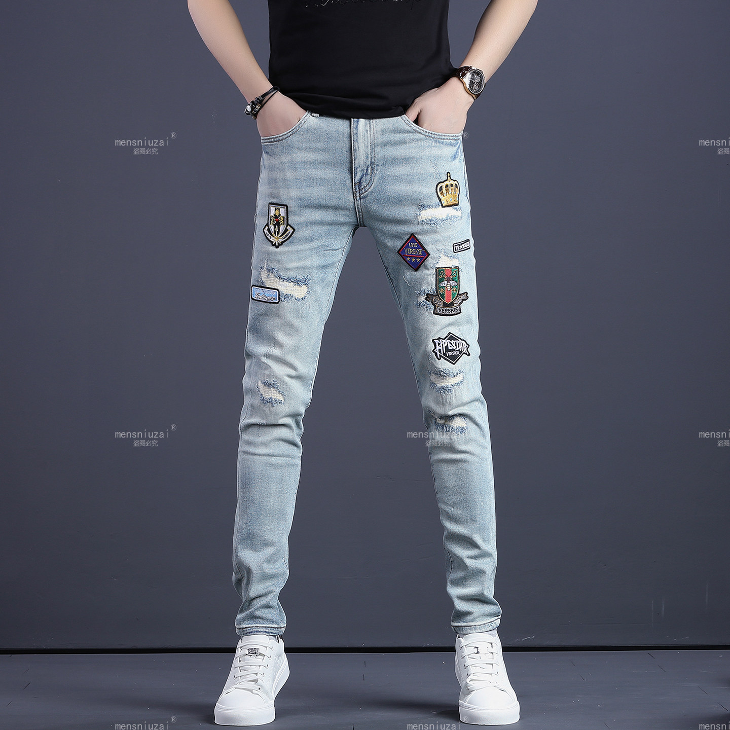 潮牌刺绣破洞牛仔裤男修身小脚裤百搭休闲长裤潮流裤子贴标男裤