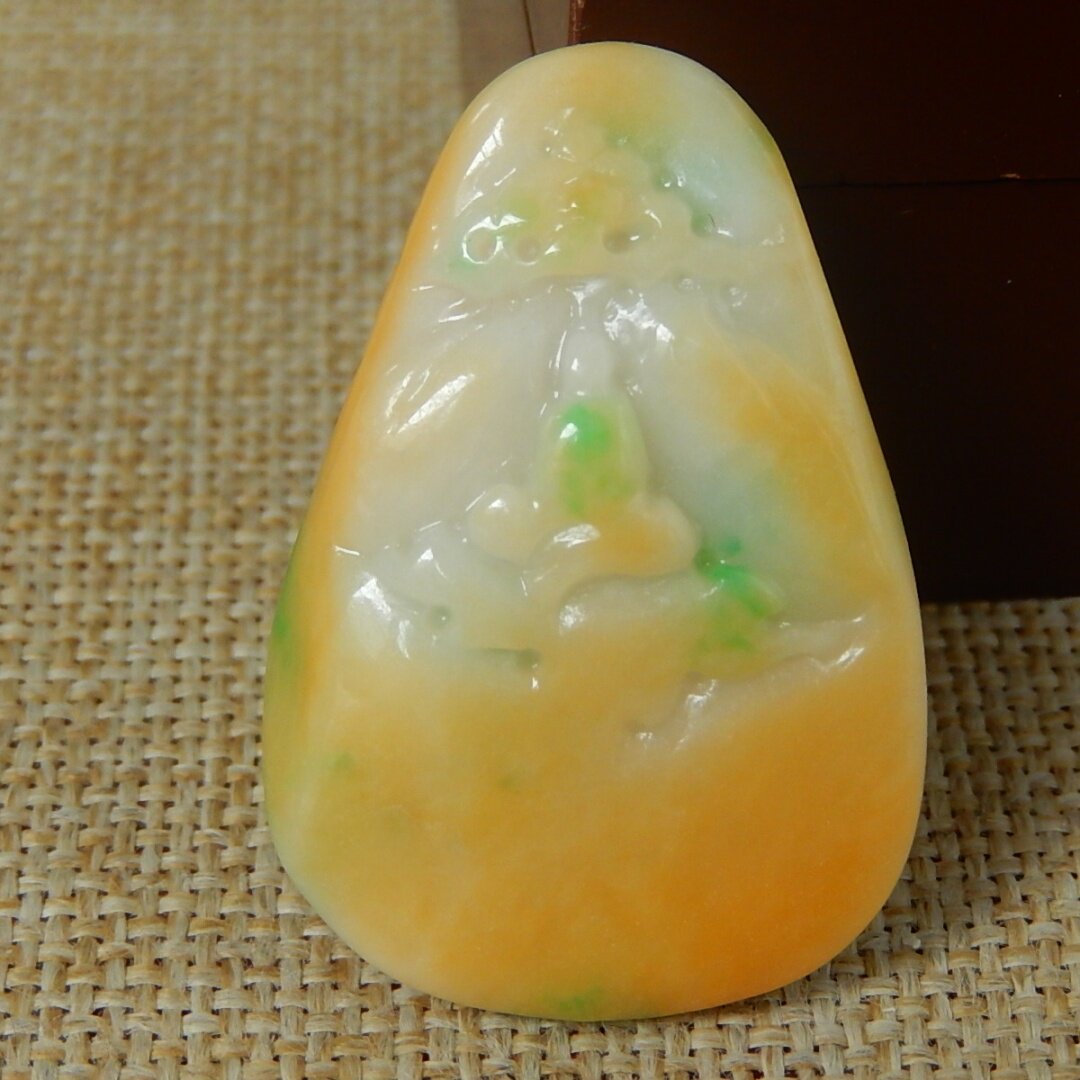 缅甸A货翡翠原石半明料玉石毛料大马坎黄加绿无相佛牌子挂件K9613