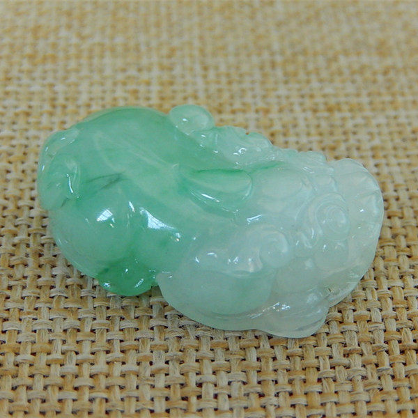 正品缅甸天然A货翡翠原石半明料玉石毛料冰糯种飘绿貔貅挂件K8864