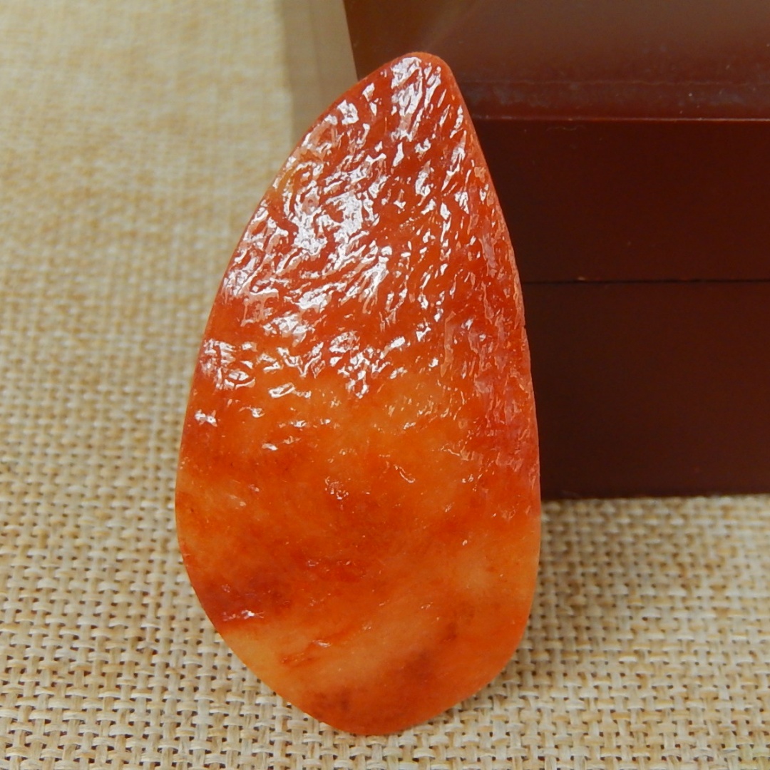 缅甸A货翡翠原石明料玉石毛料大马坎红翡俏色边角料挂件吊坠K6386