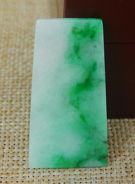 缅甸天然A货翡翠原石明料玉石毛料冰糯种飘绿片料无事牌挂件K2391