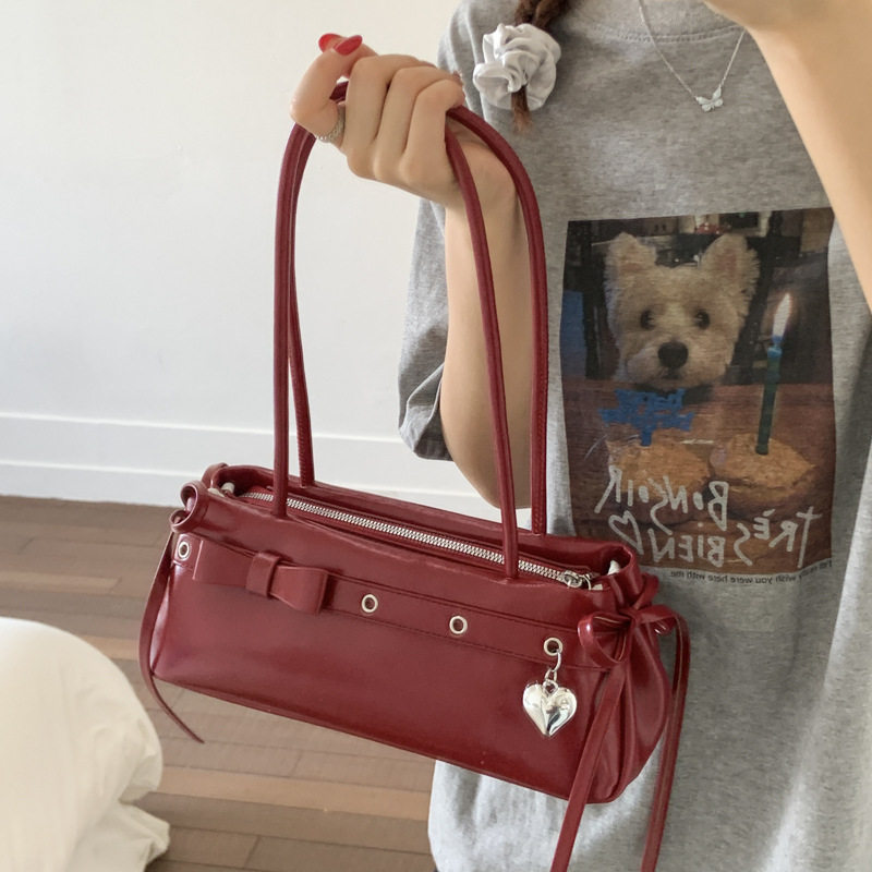 跨境小众设计腊肠机车包甜酷复古皮带扣法棍包时尚百搭单肩腋下包,箱包皮具/热销女包/男包,腋下包,淘宝优惠券,粉丝福利购,淘宝优惠卷