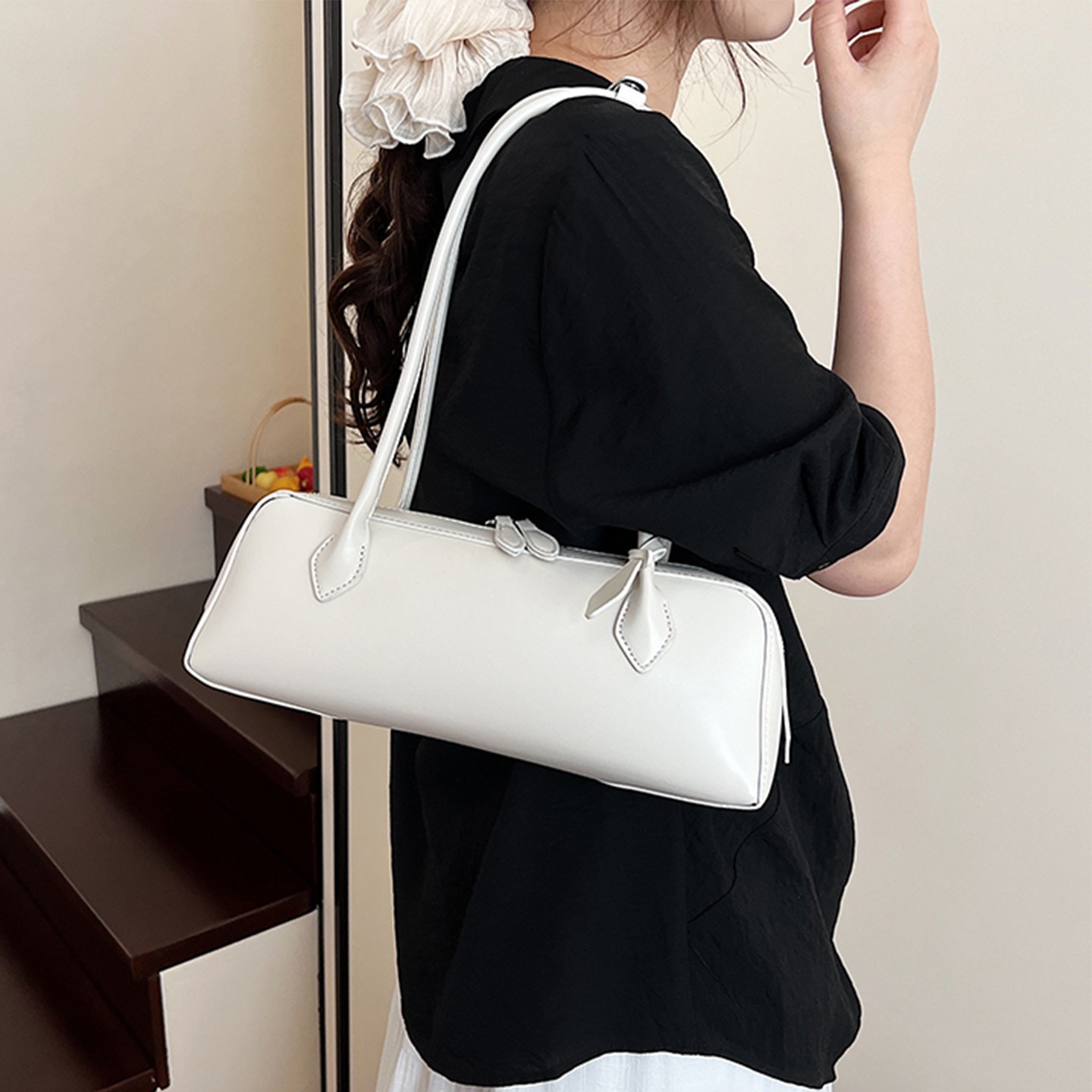 小众设计腋下法棍包包女2025新款夏季时尚轻奢百搭气质通勤单肩包