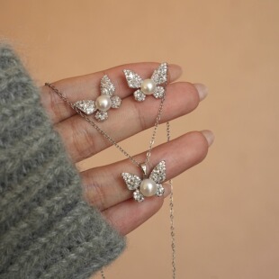 「冷光蝴蝶」天然珍珠法式 轻奢温柔闪耀百搭高级戒指项链耳环耳夹