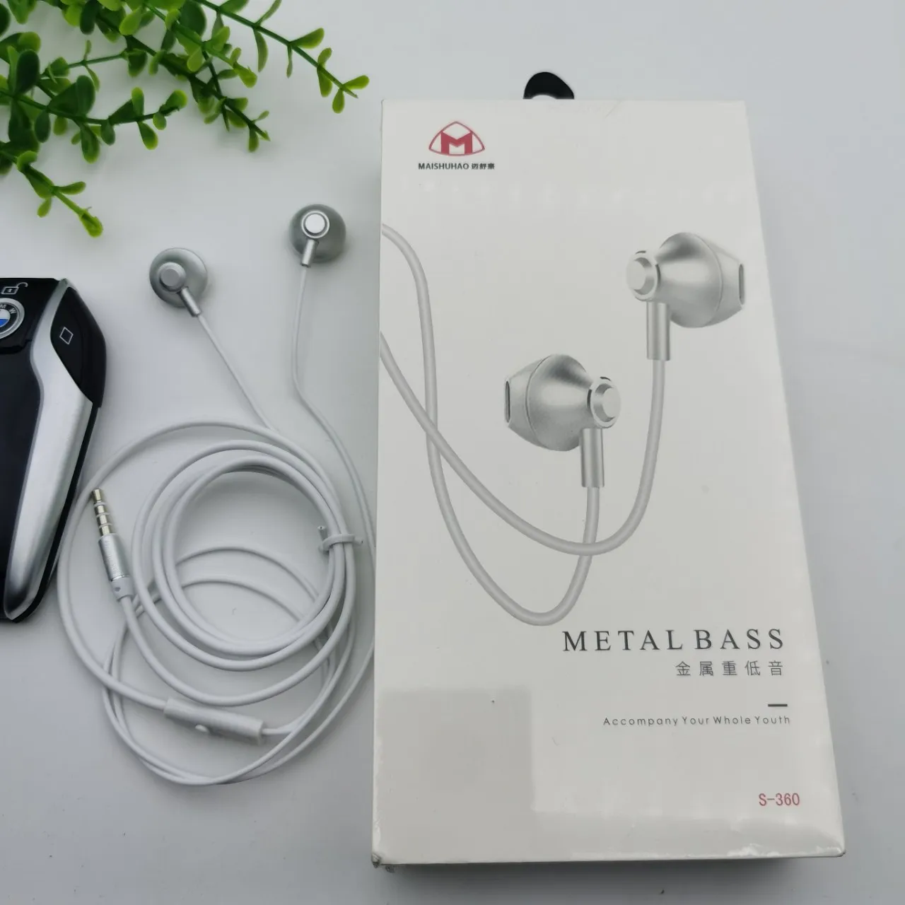 品牌S360耳机斜入耳式立体声有线耳机 线控耳塞K歌游戏带麦通话