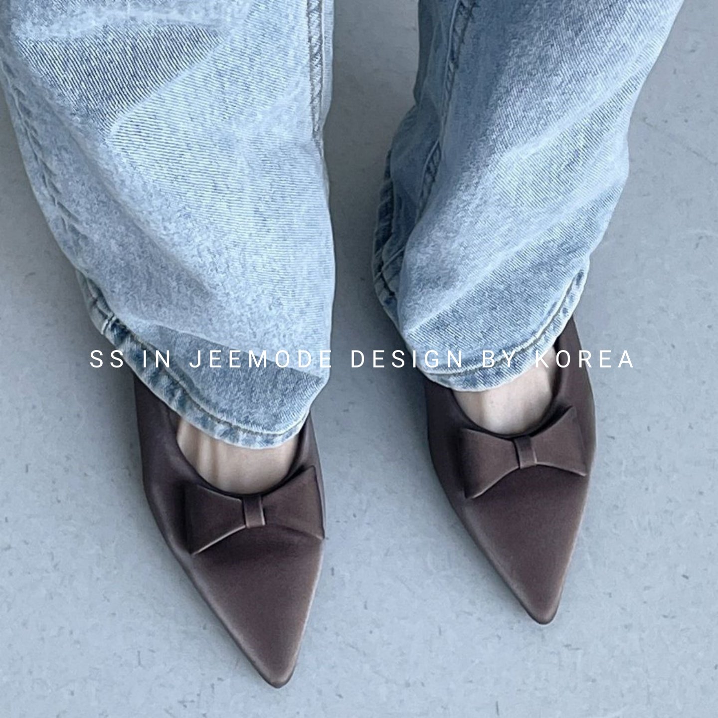 小池在首尔早春新款轻熟风蝴蝶结尖头时髦高级感甜美一脚蹬平底鞋