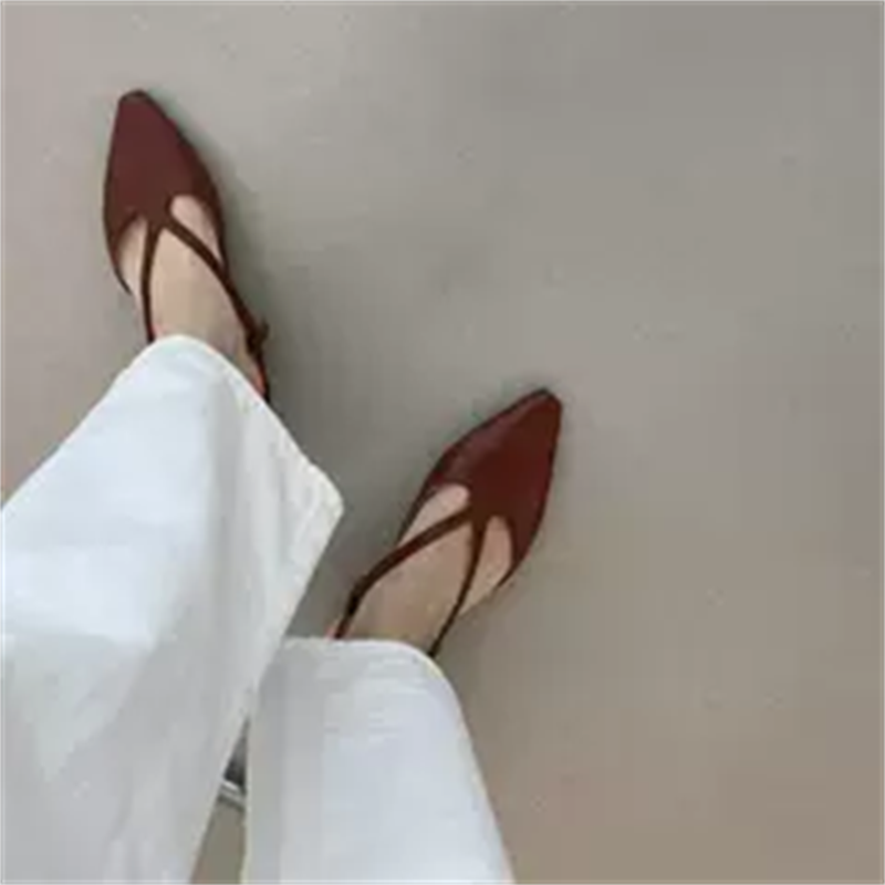 低跟油皮尖头东大门南瓜鞋