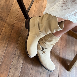 小池在首尔25年秋冬新款 圆头中跟方跟真皮绒面套筒简约中筒靴女