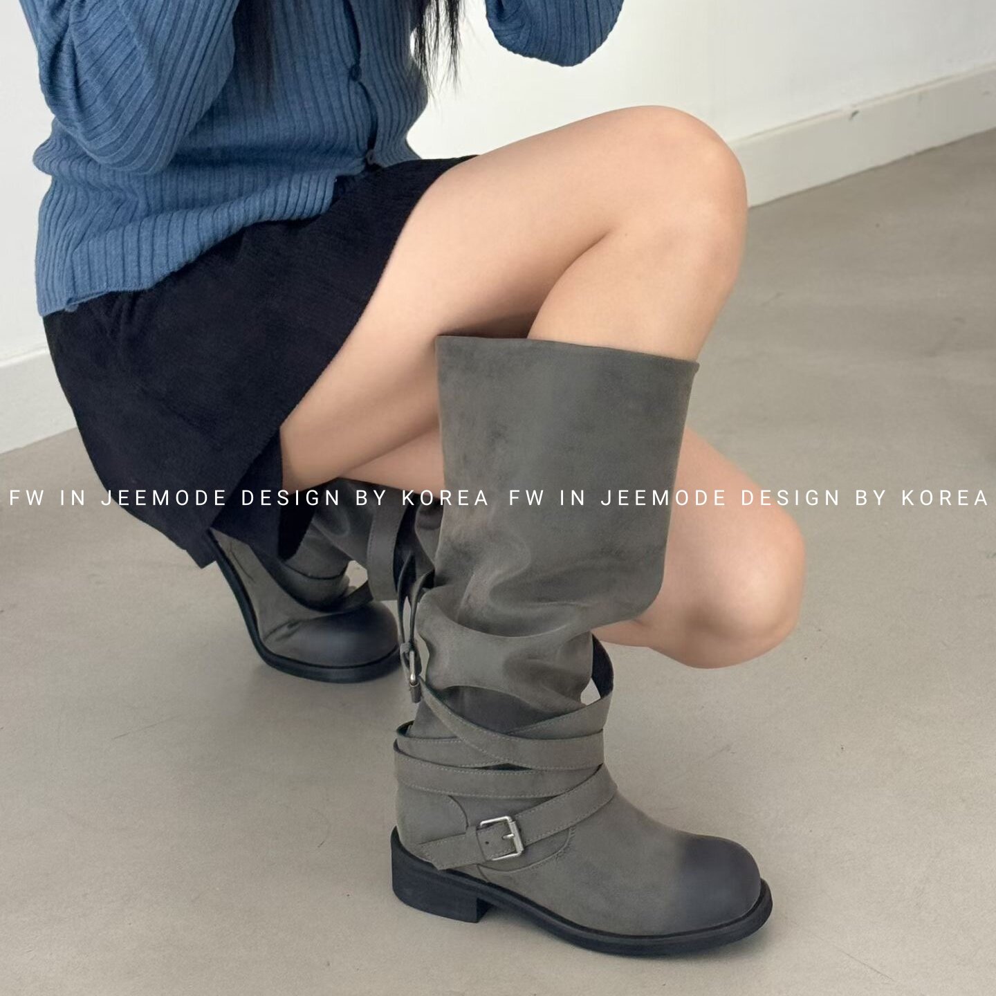韩版做旧皮带扣中跟女高筒工装靴