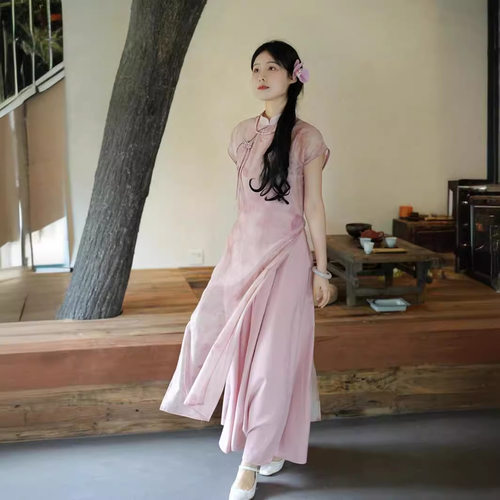 旗袍Qipao Cheongsam Chinese Traditional  Dress Chipao少女