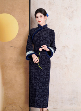 Winter Cheongsam Chinese Traditional Dress Qipao旗袍蓝色花纹