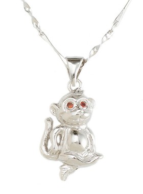 小猴子纯银吊坠女999足银十二生肖吊坠纯银属相项链锁骨链子银饰