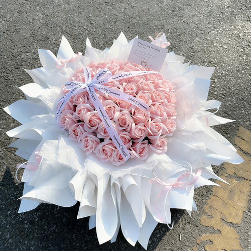 52朵浅粉色香皂花束情人节礼物仿真永生花送爱人生日礼物全国邮寄