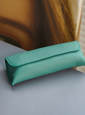 真皮眼镜盒头层牛皮质感便携近视眼镜墨镜收纳盒磁吸开合男女通用