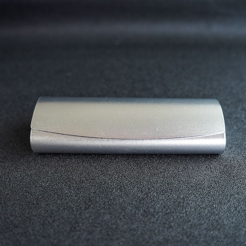 铝合金翻盖眼镜盒近视眼镜盒便携轻盈复古时尚简约磨砂太阳眼镜盒