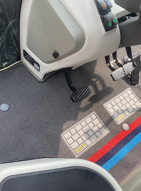 常发拖拉机CFH2004 2404 1404 2604 1604 1804 2304 904农机脚垫