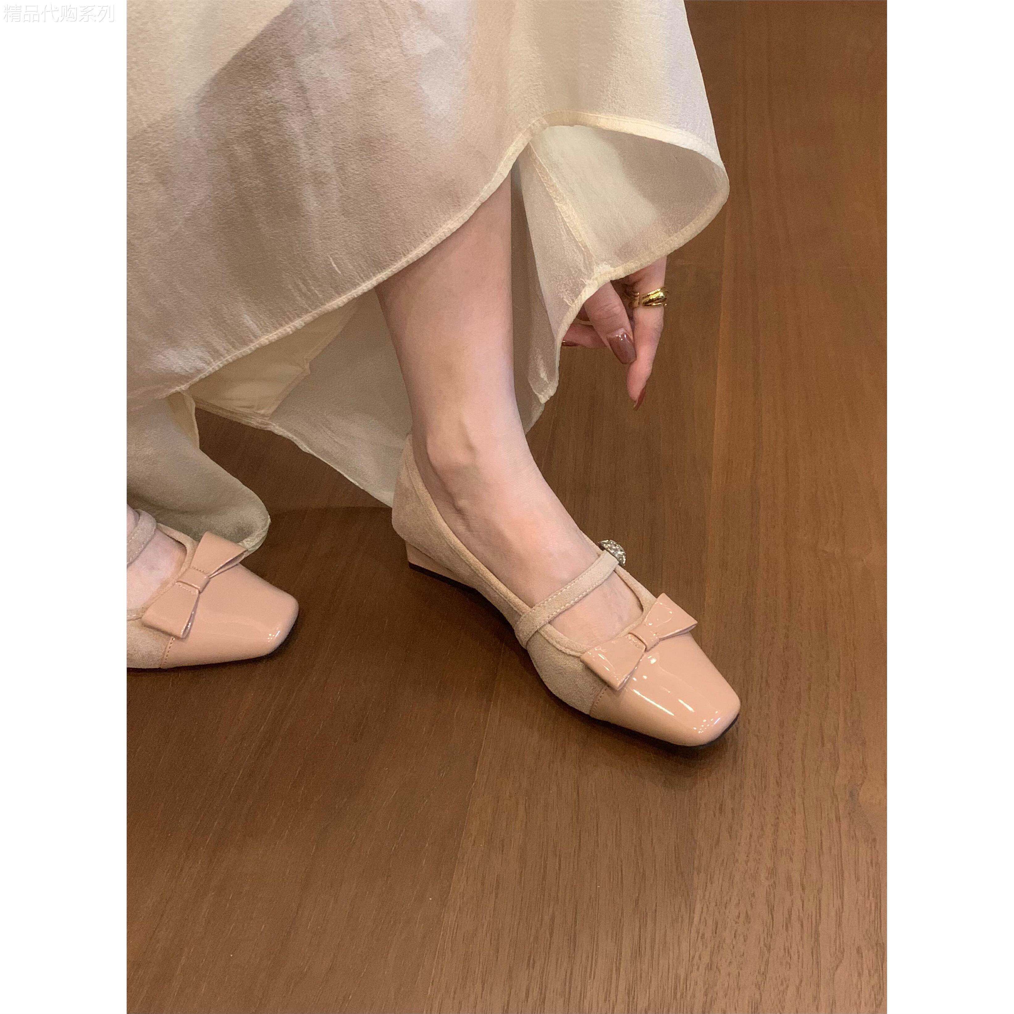 潮牌法式粗跟温柔风晚晚鞋百搭奶奶鞋一字带方头蝴蝶结芭蕾单鞋女