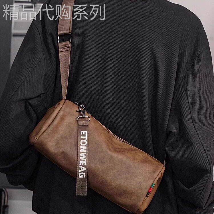 香港潮牌新款真皮男士单肩包圆筒包小包包揹包青年男包休闲斜揹包