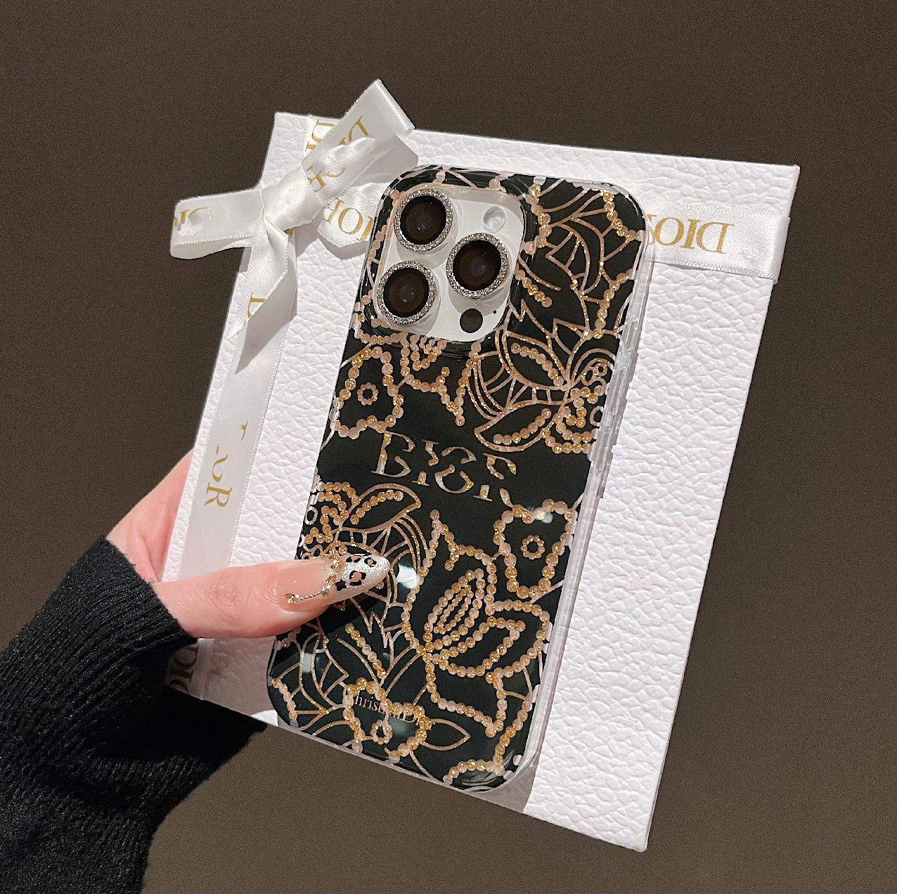 花朵字母16promax手机壳15pro硅胶14全包12双层闪粉iPhone17pro复古13时尚11名媛8plus轻奢7防摔高级金透明新