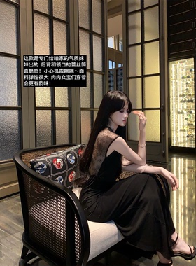 Mengling梦玲 夜韵蕾丝 黑色法式蕾丝深V性感女人味包臀连衣裙